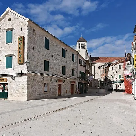 Lovely In Vodice